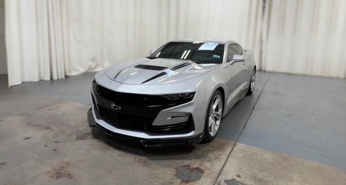 Thumbnail: 2019 Chevrolet Camaro - 1