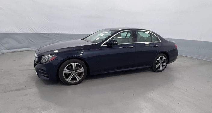 Thumbnail: 2019 Mercedes-Benz E-Class - 1