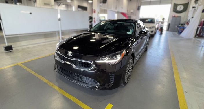 Thumbnail: 2018 Kia Stinger - 1