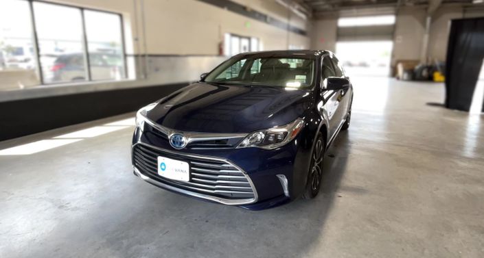 Thumbnail: 2017 Toyota Avalon - 1