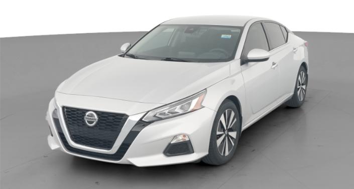 Thumbnail: 2022 Nissan Altima - 1