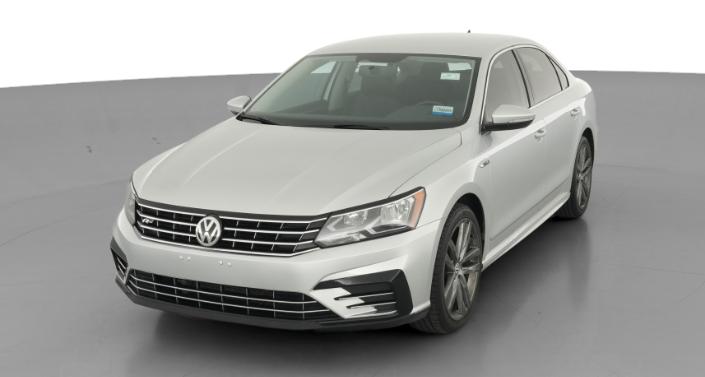 Thumbnail: 2017 Volkswagen Passat - 1