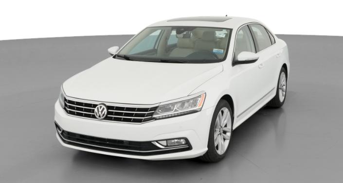 Thumbnail: 2017 Volkswagen Passat - 1