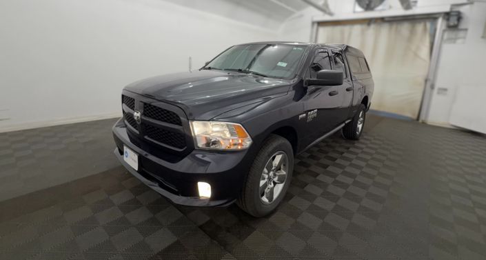 Thumbnail: 2019 RAM 1500 Classic - 1