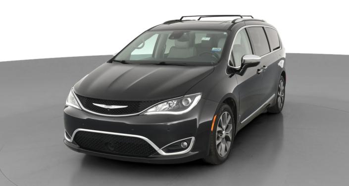 Thumbnail: 2017 Chrysler Pacifica - 1