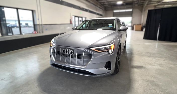 Thumbnail: 2020 Audi e-tron S - 1