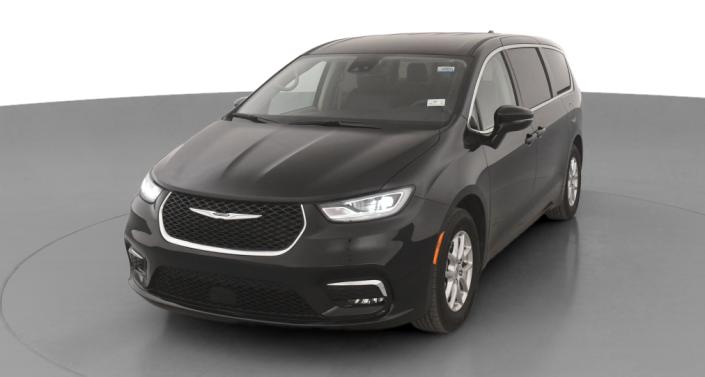 Thumbnail: 2024 Chrysler Pacifica - 1