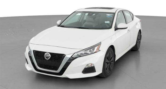Thumbnail: 2022 Nissan Altima - 1