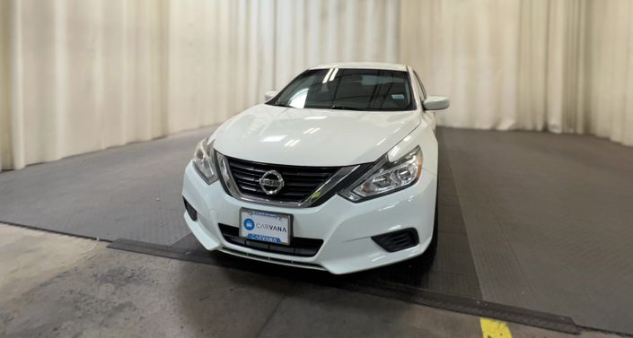 Thumbnail: 2016 Nissan Altima - 1