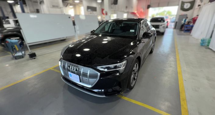 Thumbnail: 2020 Audi e-tron S - 1