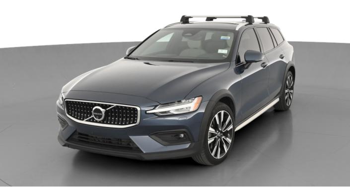 Thumbnail: 2024 Volvo V60 - 1