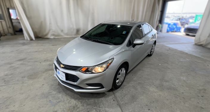 Thumbnail: 2018 Chevrolet Cruze - 1
