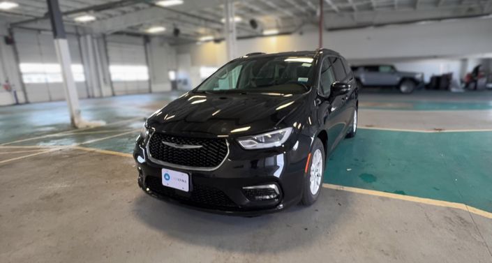 Thumbnail: 2022 Chrysler Pacifica - 1