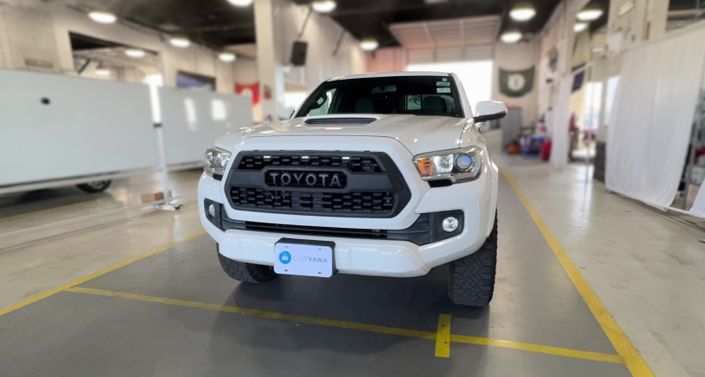 Thumbnail: 2017 Toyota Tacoma - 1