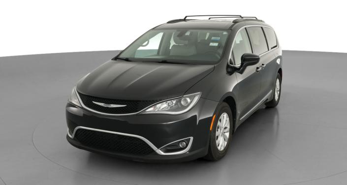 Thumbnail: 2017 Chrysler Pacifica - 1