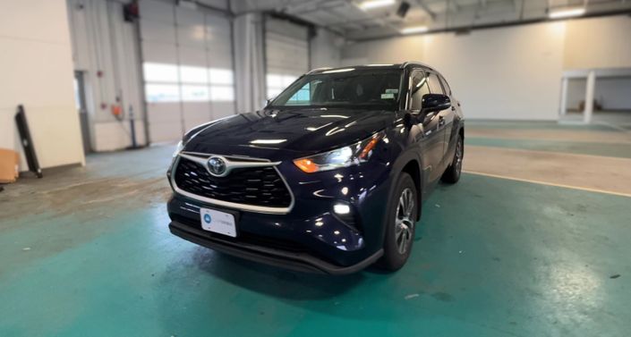 Thumbnail: 2021 Toyota Highlander - 1