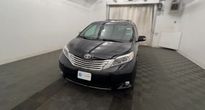 Thumbnail: 2017 Toyota Sienna - 1