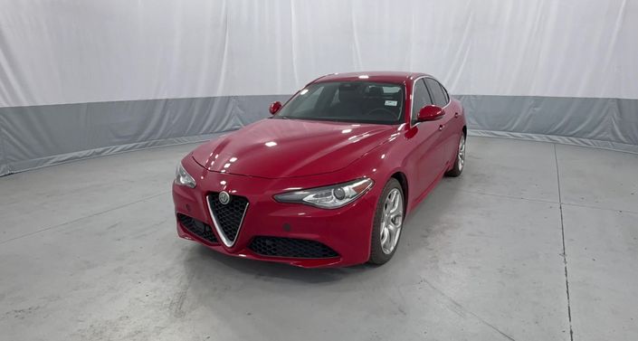 Thumbnail: 2020 Alfa Romeo Giulia - 1