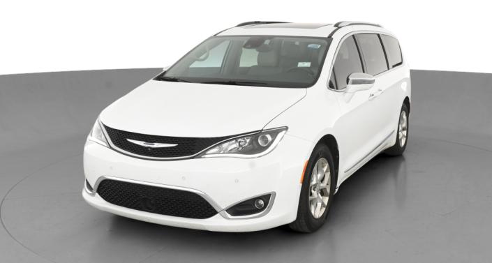Thumbnail: 2017 Chrysler Pacifica - 1