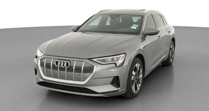 Thumbnail: 2022 Audi e-tron - 1