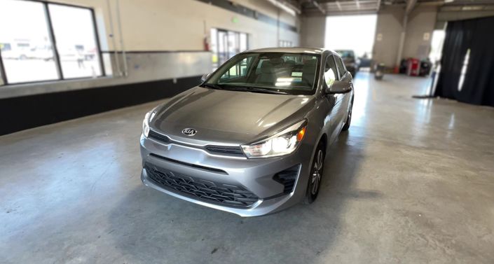 Thumbnail: 2021 Kia Rio - 1