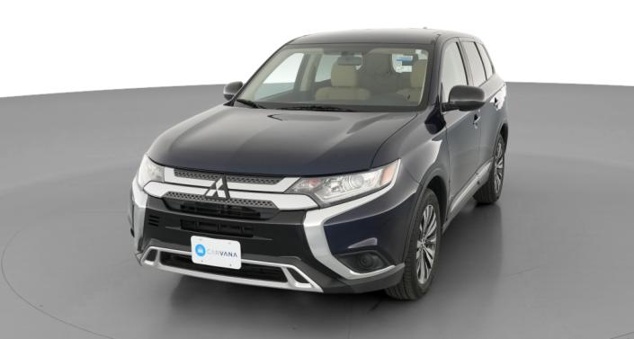 Thumbnail: 2019 Mitsubishi Outlander - 1