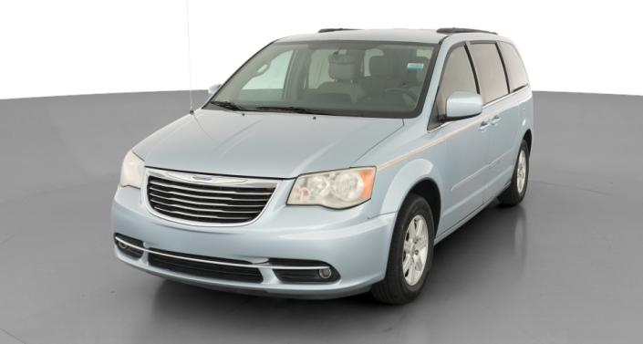 Thumbnail: 2012 Chrysler Town & Country - 1