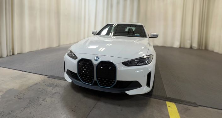 Thumbnail: 2023 BMW i4 - 1