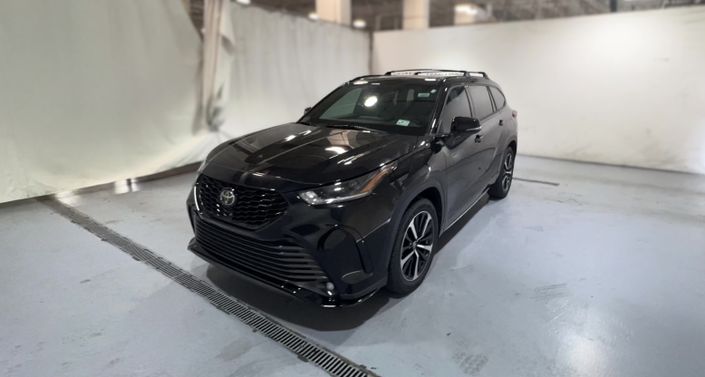 Thumbnail: 2022 Toyota Highlander - 1