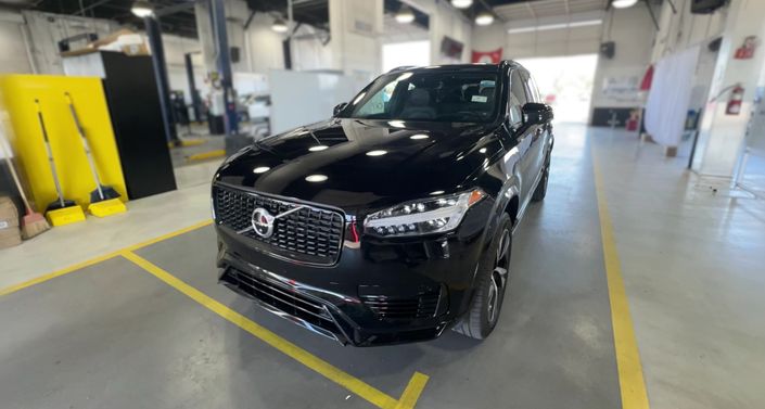 Thumbnail: 2022 Volvo XC90 - 1
