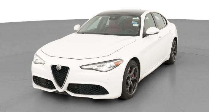 Thumbnail: 2018 Alfa Romeo Giulia - 1