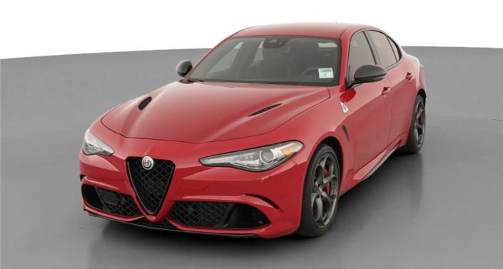 Thumbnail: 2019 Alfa Romeo Giulia - 1
