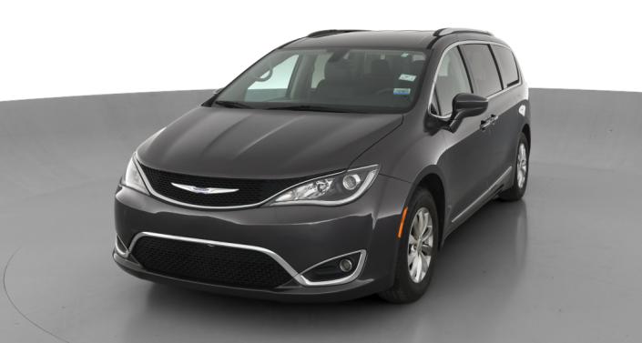 Thumbnail: 2018 Chrysler Pacifica - 1