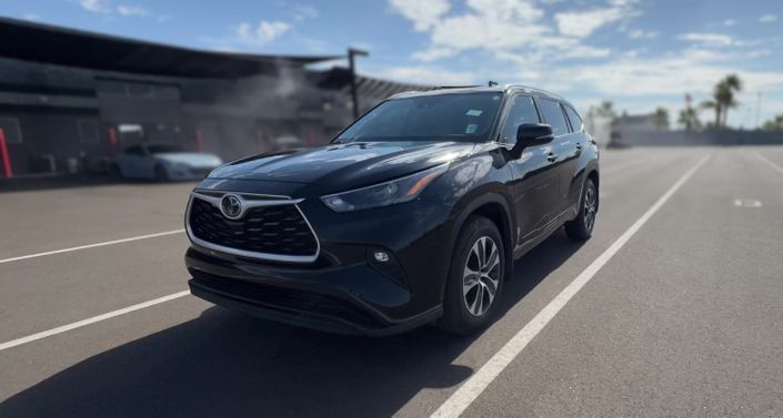 Thumbnail: 2023 Toyota Highlander - 1