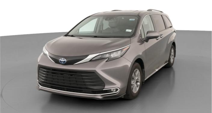 Thumbnail: 2024 Toyota Sienna - 1