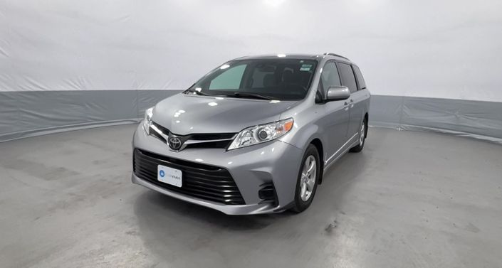 Thumbnail: 2018 Toyota Sienna - 1