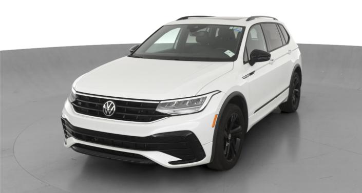 Thumbnail: 2023 Volkswagen Tiguan - 1
