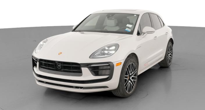 Thumbnail: 2024 Porsche Macan - 1