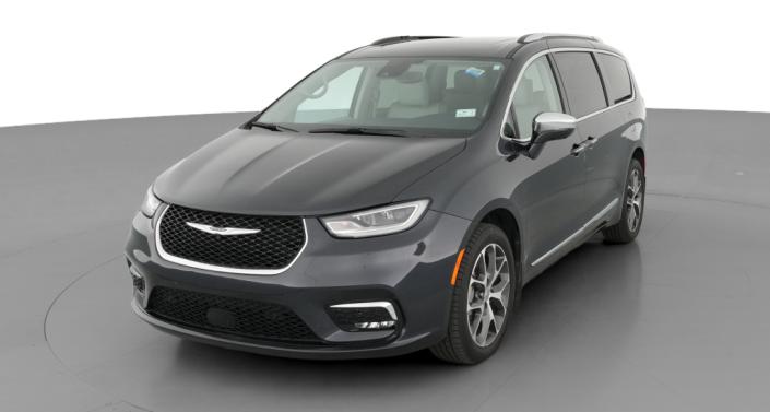 Thumbnail: 2021 Chrysler Pacifica - 1
