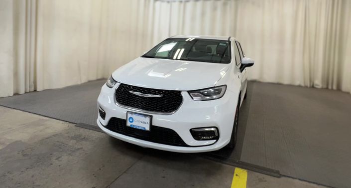 2023 Chrysler Pacifica Hybrid Touring L -
                  Framingham, MA