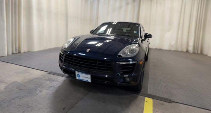 Thumbnail: 2017 Porsche Macan - 1