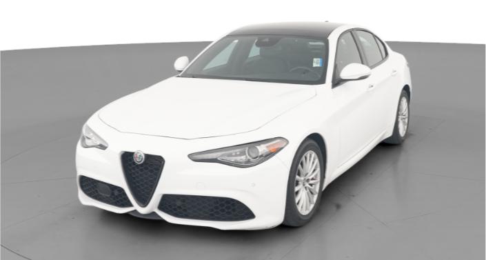 Thumbnail: 2022 Alfa Romeo Giulia - 1