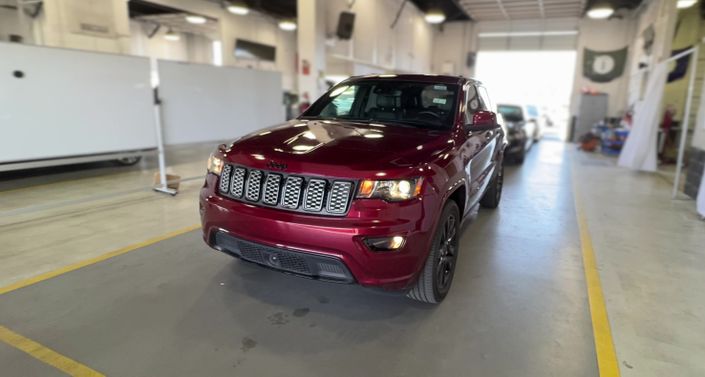 Thumbnail: 2021 Jeep Grand Cherokee - 1