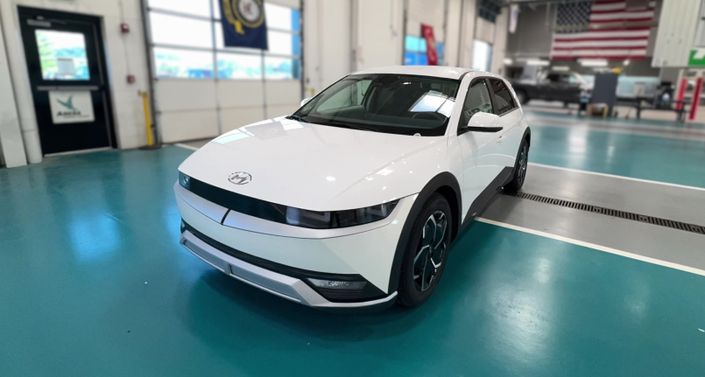 Thumbnail: 2022 Hyundai Ioniq 5 - 1