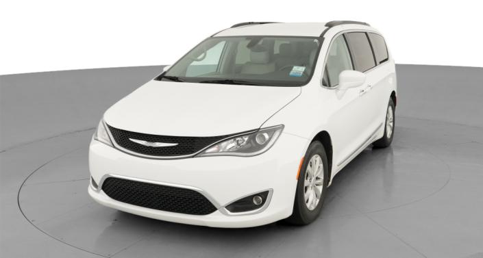 Thumbnail: 2017 Chrysler Pacifica - 1