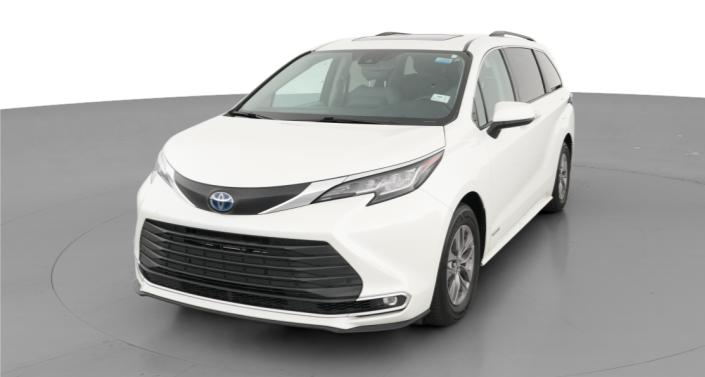 Thumbnail: 2021 Toyota Sienna - 1