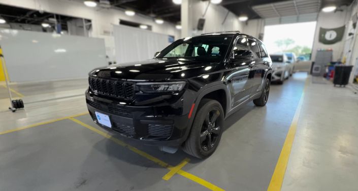 Thumbnail: 2022 Jeep Grand Cherokee L - 1