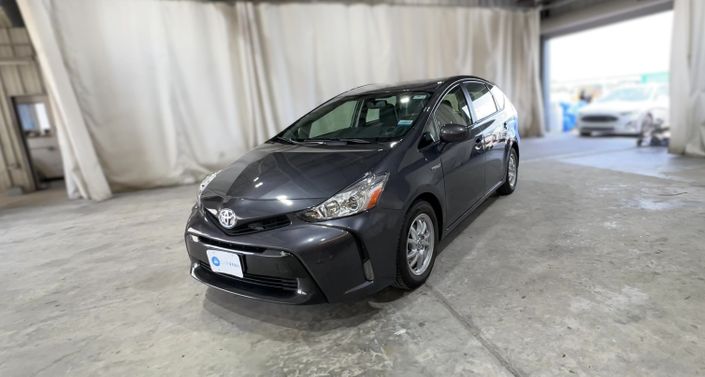 Thumbnail: 2015 Toyota Prius v - 1