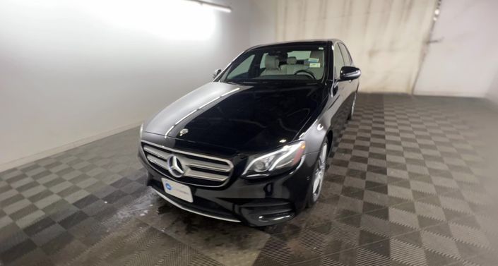 Thumbnail: 2020 Mercedes-Benz E-Class - 1