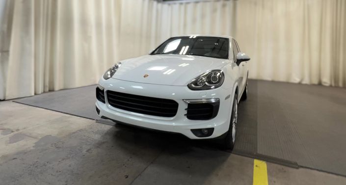 Thumbnail: 2017 Porsche Cayenne - 1